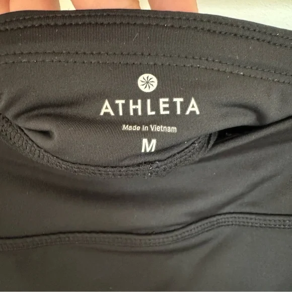 Athleta Medium Black Sportswear Skirt Skort with Biker shorts Pockets Athletic - Picture 6 of 10